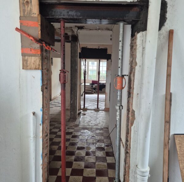 CA30DAB2-E684-4D49-A04D-5C8DCFD51153